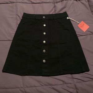 SKIRT // Mossimo // NWT